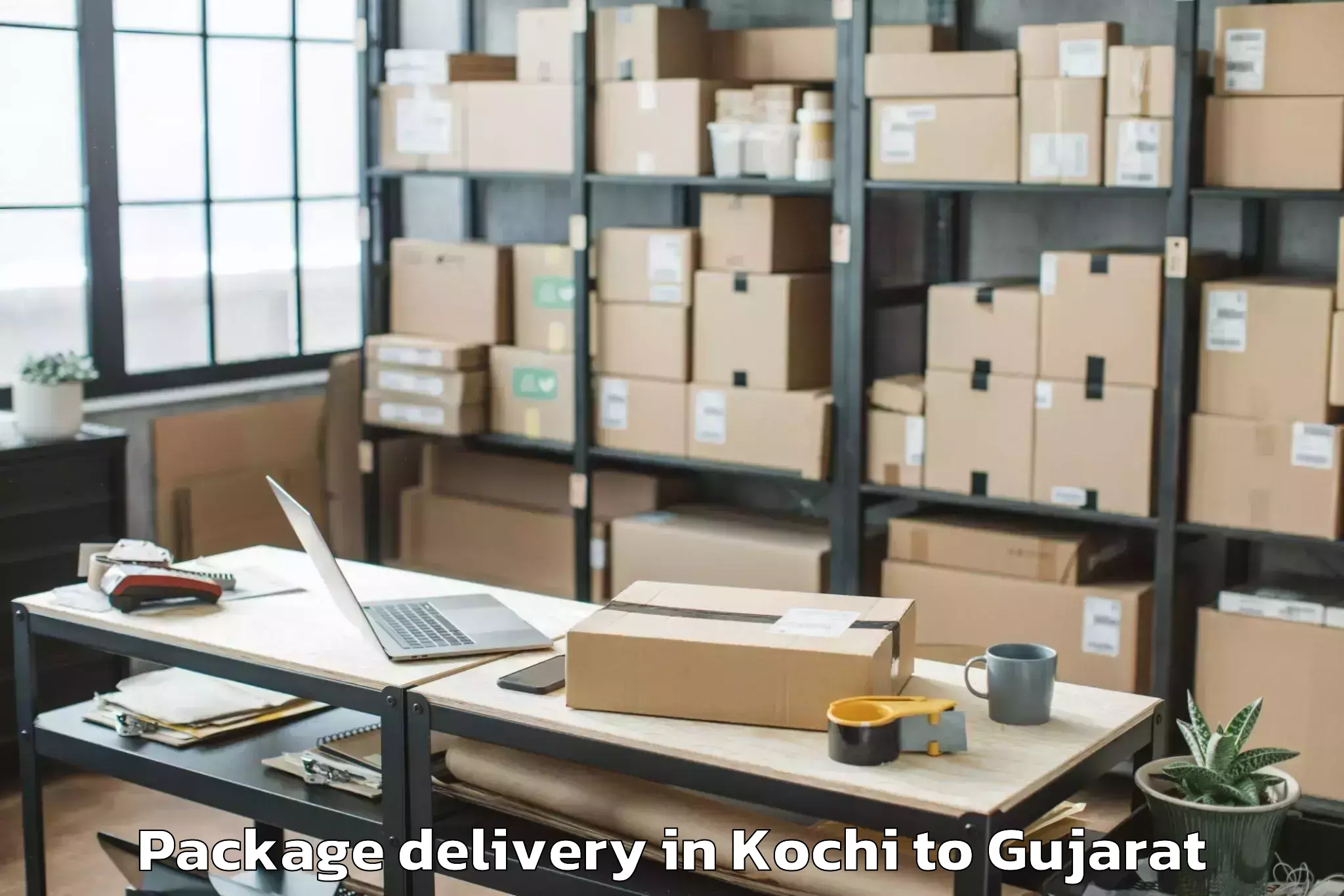 Reliable Kochi to Porbandar Airport Pbd Package Delivery